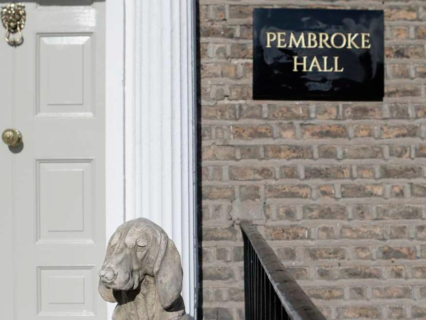 Pembroke Hall Дъблин Екстериор снимка